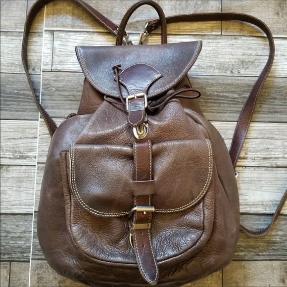Roots Handbags - Roots Leather backpack
